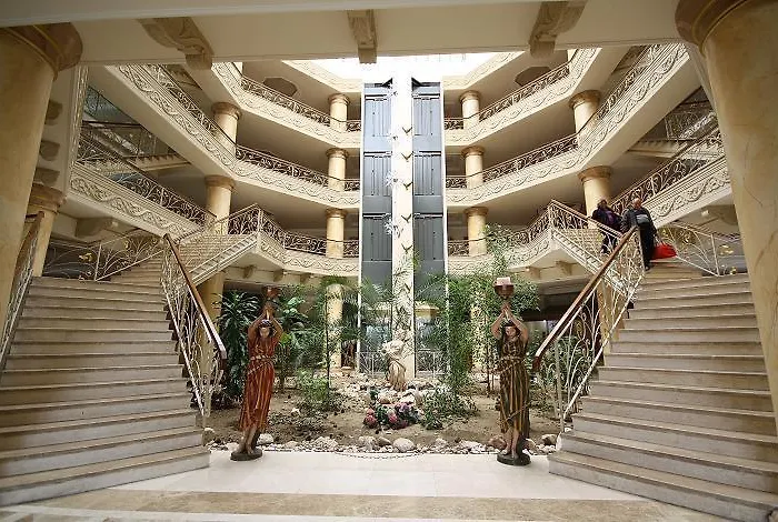 Gure Saruhan Thermal 악차이