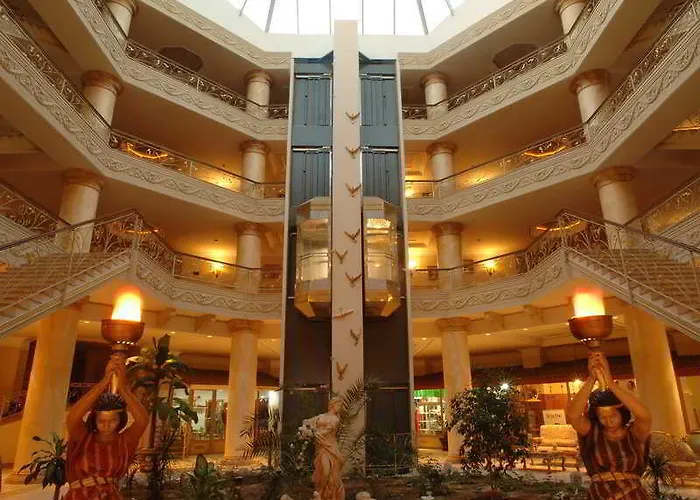 Gure Saruhan Thermal 악차이