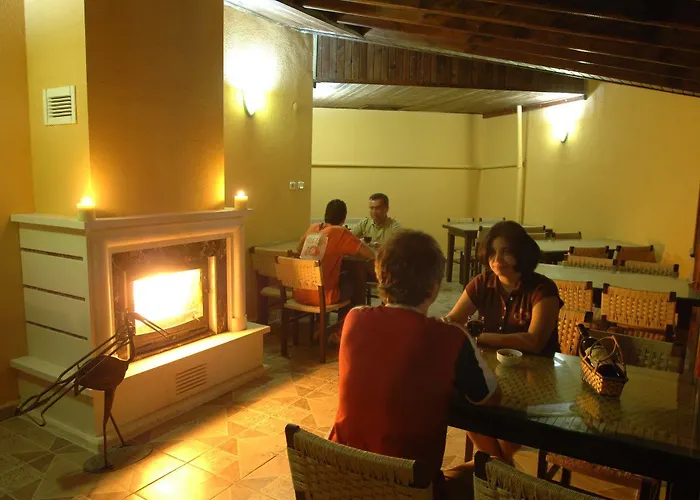 Gure Saruhan Thermal 호텔 악차이