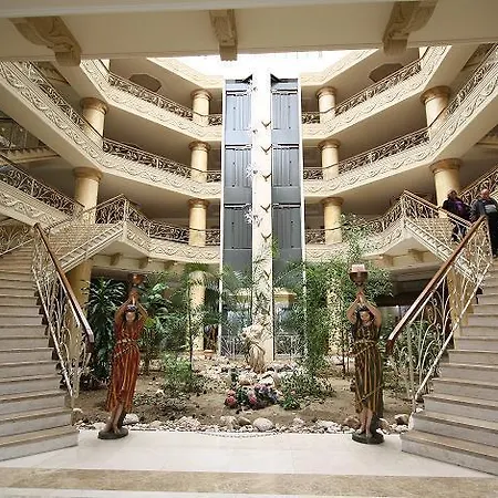 Gure Saruhan Thermal Akçay